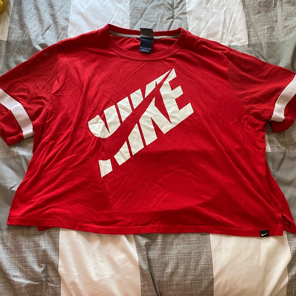 Nike t shirt